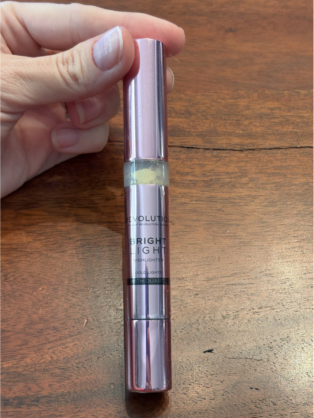 Revolution Bright Light highlighter with Quartz. NEW!